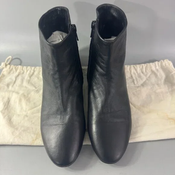 Authentic Balenciaga Leather Studded Accents Boots, Size 38 - Picture 4 of 15